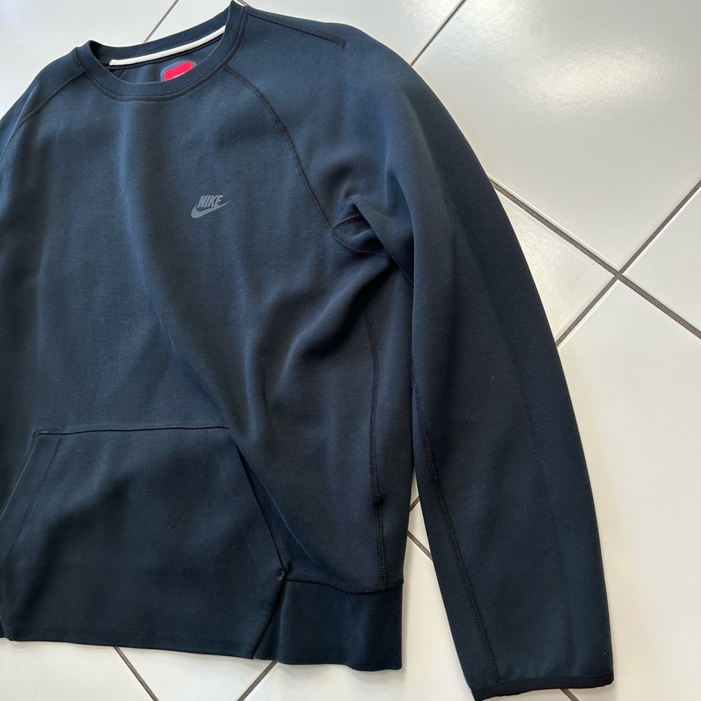 Black Nike Performance Pullover - image 3